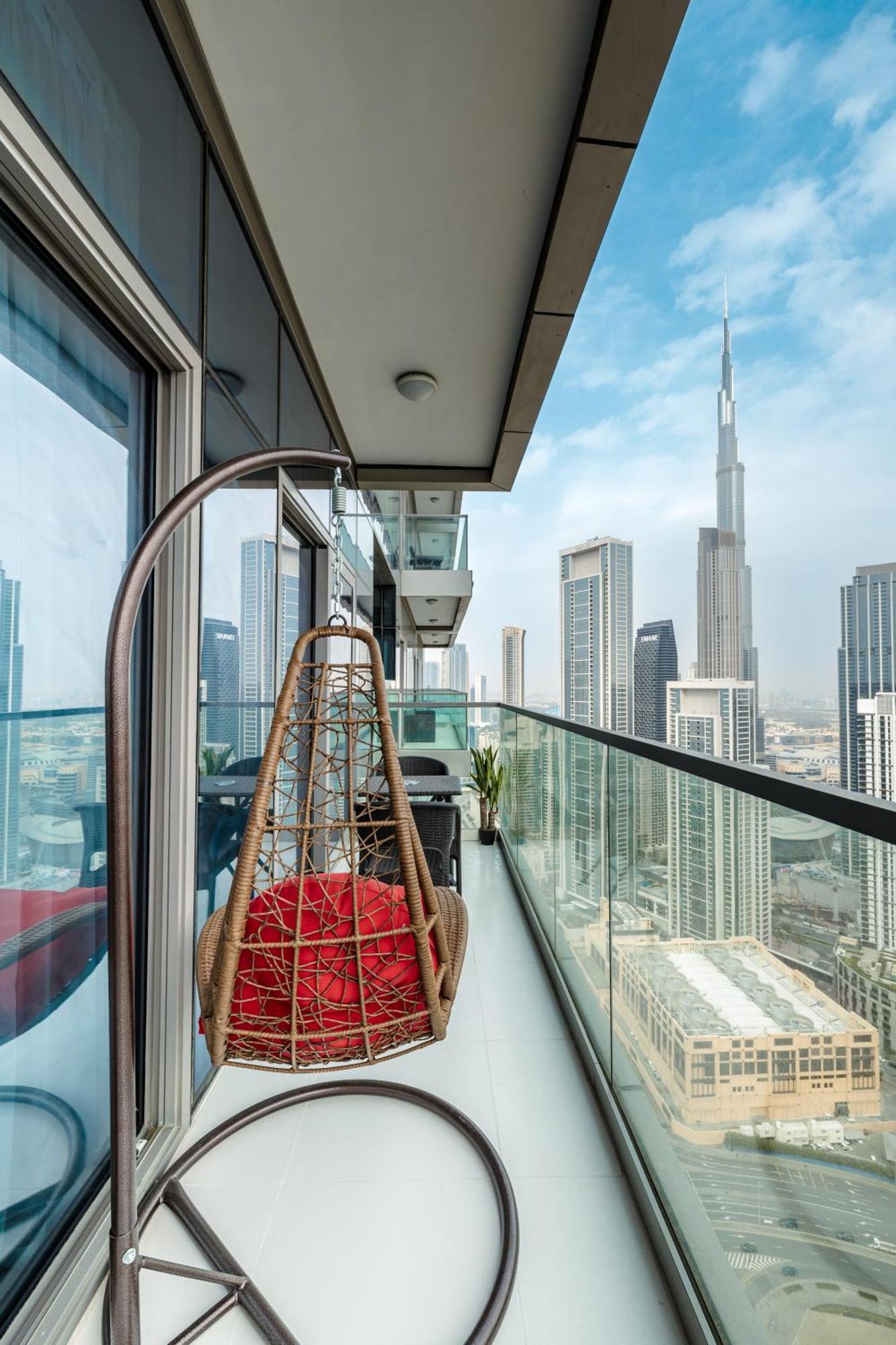 ドバイAliving Luxe 2Br With Burj Khalifa View Infinity Pool Midtown-4704アパートメント エクステリア 写真