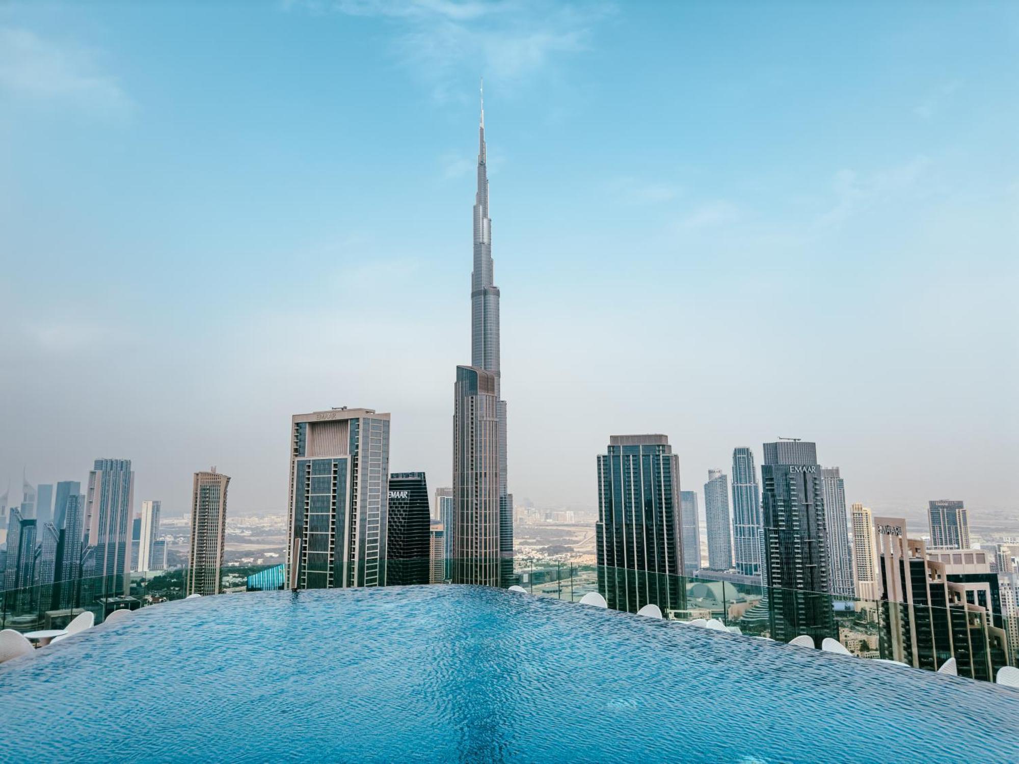 ドバイAliving Luxe 2Br With Burj Khalifa View Infinity Pool Midtown-4704アパートメント エクステリア 写真
